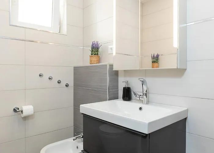 Palace Appartamento Porec