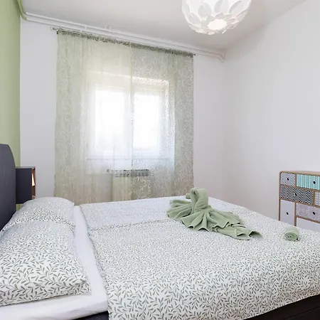 Palace Apartmán *